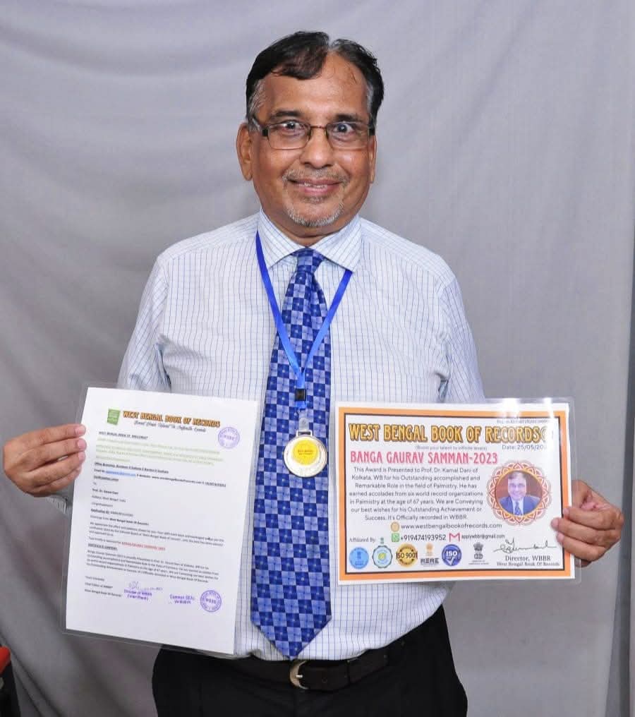 Genius Palmist of the Year GIAA Award Plaque Presentation